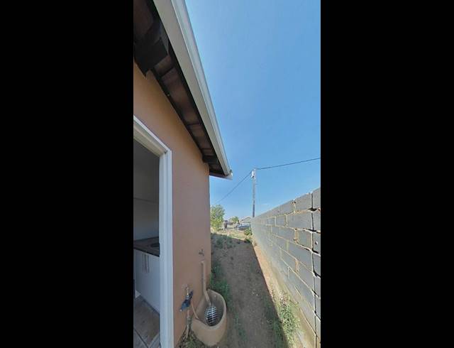 3 BEDROOM HOUSE FOR SALE IN SAVANNA CITY